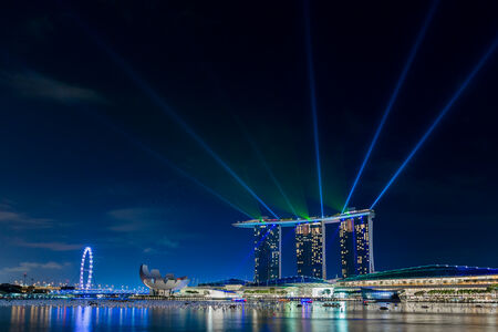 Laser show nella Baia della Marina di Singapore